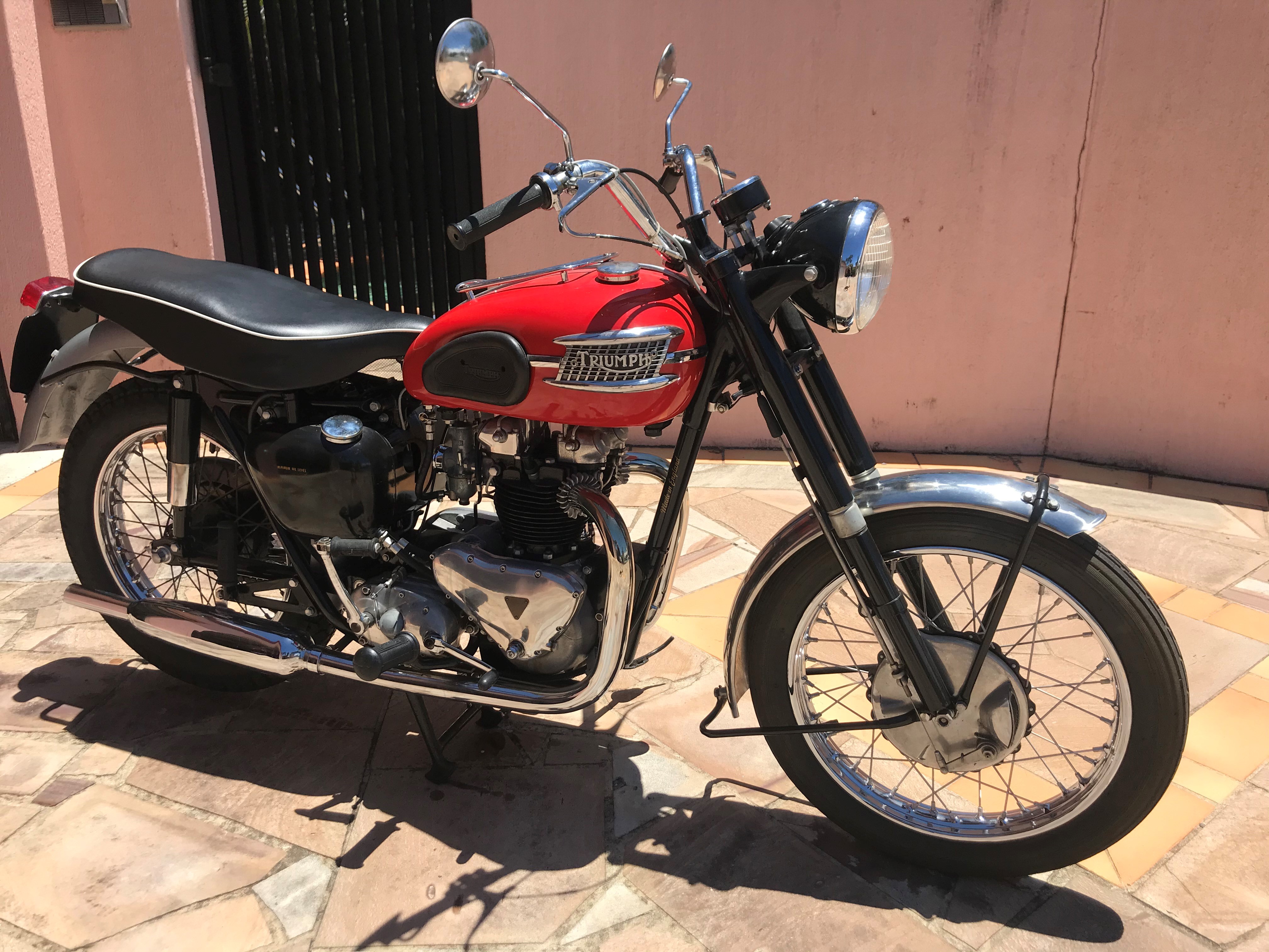 Triumph thunderbird 1956 Triumph thunderbird 1956 comodo ssl logo